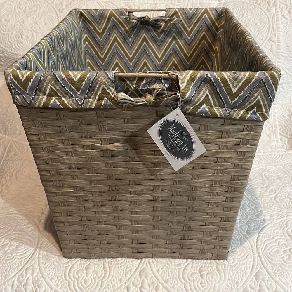Madison storage basket, new